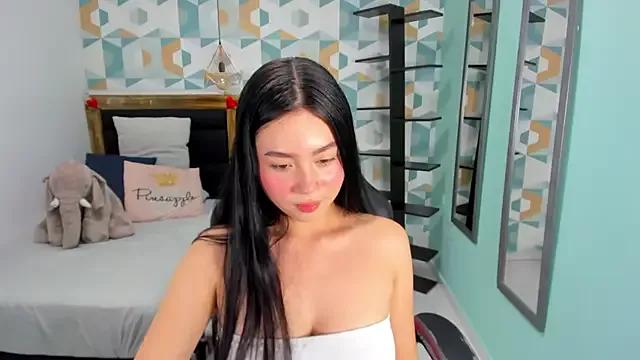 ROSIE_MOSS on StripChat 