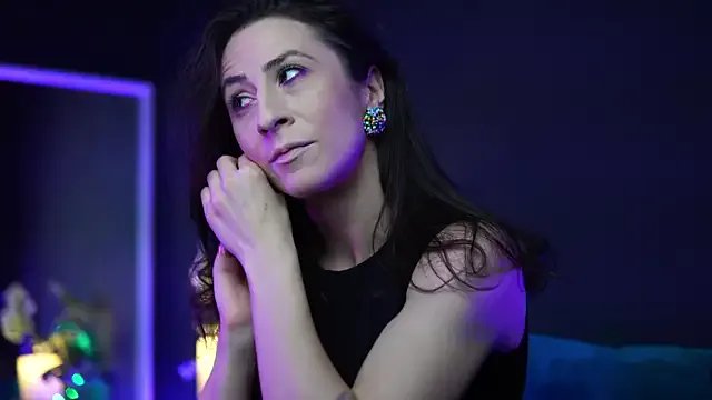 RubyRosa — Freechat on StripChat