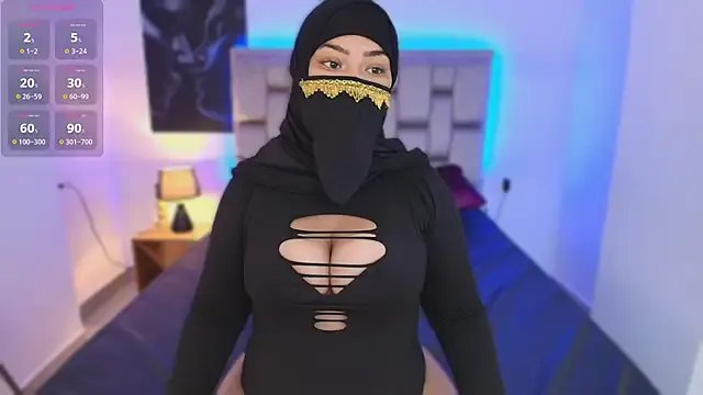 samiraa_haalem — Show my ass in a thong, move it slow