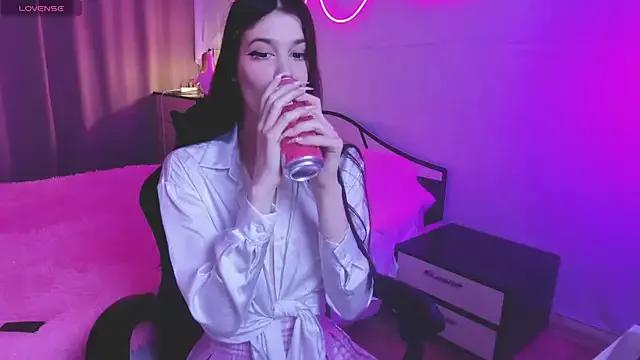 SapphireSiren on StripChat 