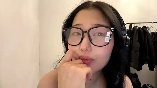 sary_flame on StripChat 