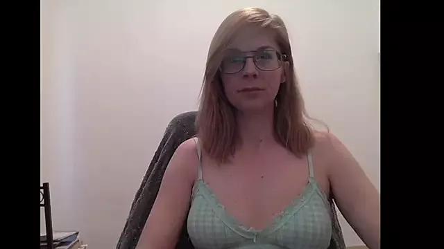 SavannaGirly on StripChat 