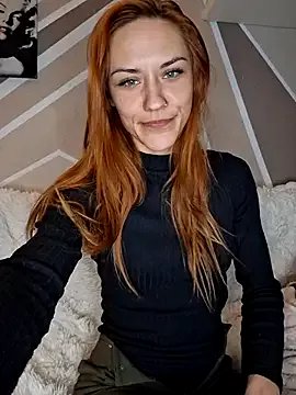 SlimBellaa from StripChat