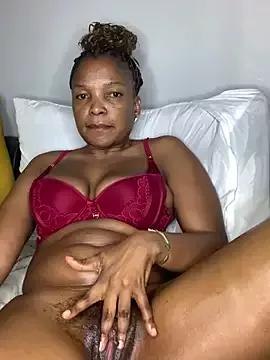 slimcateee on StripChat 