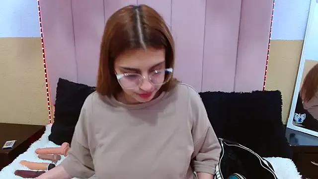 Sofiawilliamss on StripChat 