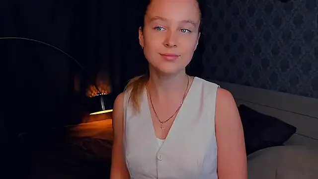 SoonMoor on StripChat