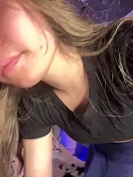 Sophie_LS on StripChat 