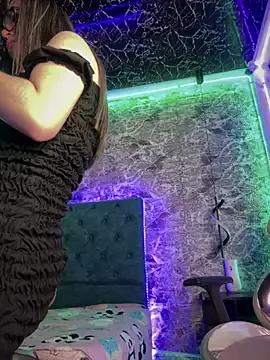 Sophie_LS on StripChat 