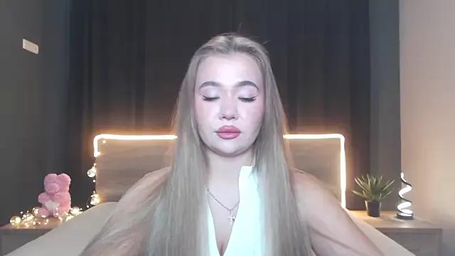 StacyYellig on StripChat 
