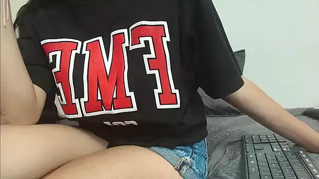 sweet_amye on StripChat 