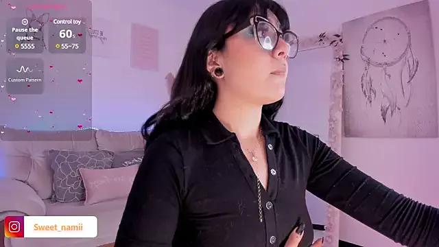 Sweet_Namii on StripChat 