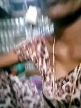 Tamilauntyhot on StripChat 