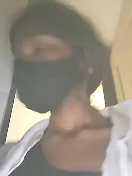 tanisha-2005 on StripChat 