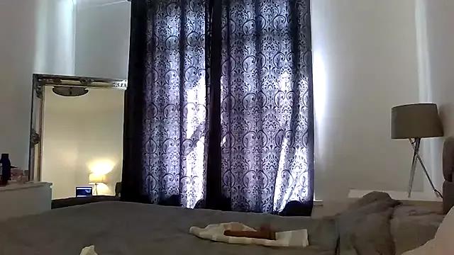 TanyaTaylor45 on StripChat 