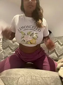 TEMPTING-TAMMY from StripChat