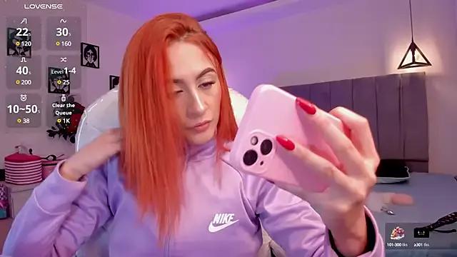 Tiarha on StripChat 