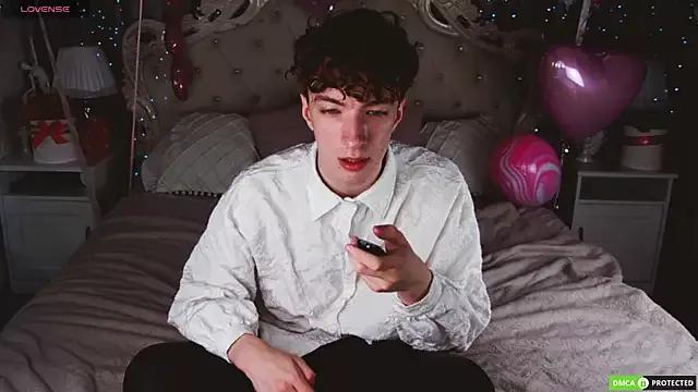 TrevorBenson on StripChat 
