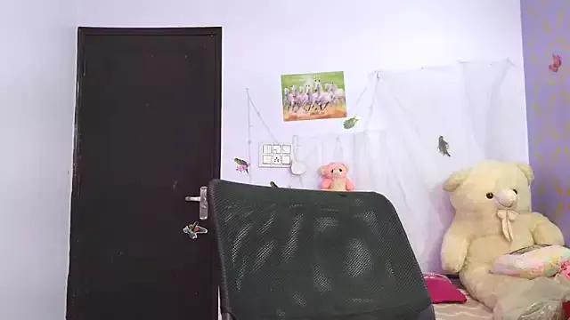 Vaarsha on StripChat 