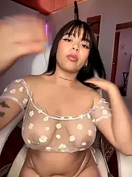Vale18_pink on StripChat 