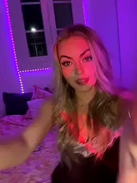 Valentinafreaky on StripChat