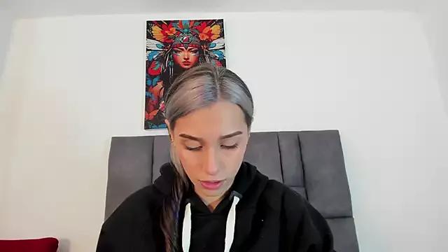 Vanessa_Rodriguez1 on StripChat 