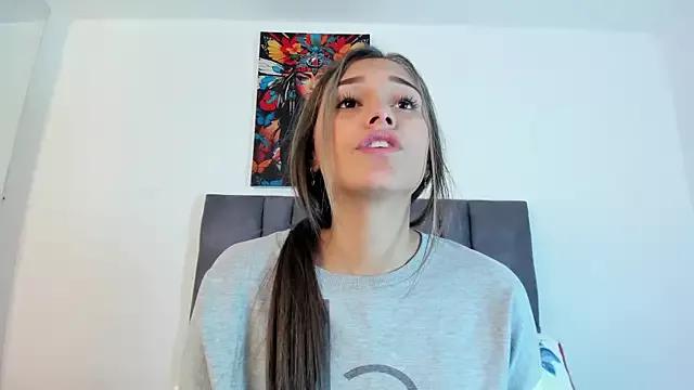 Vanessa_Rodriguez1 on StripChat 