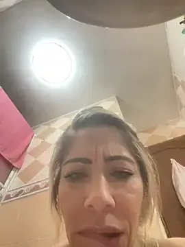 viktoria_davis_ on StripChat