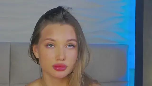 ViolaFlirt on StripChat 