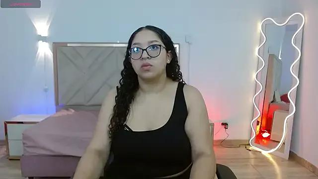 whitney_tay on StripChat 