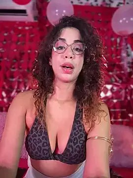 Woo_isDaphne — Freechat on StripChat