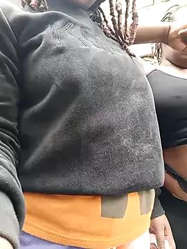 Xtra_bootie on StripChat 