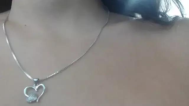 zoe_connor19 on StripChat 